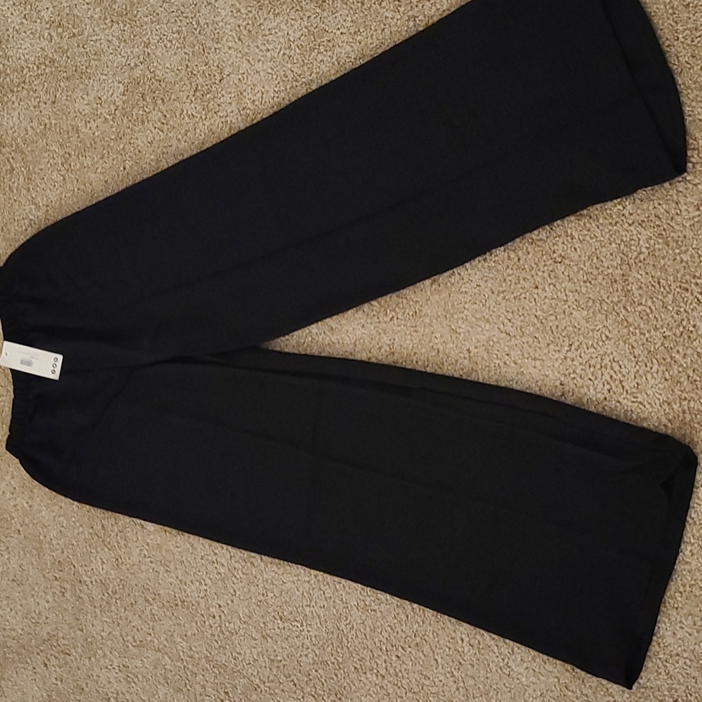 Wide leg pants